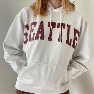 White seattle print hoodie